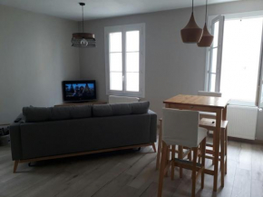 Гостиница Appartement rénové  Перигё
